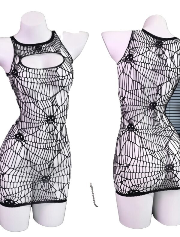 FÉE Et MOI Halloween Skull Punk Bodystocking With Fingerless Sleeves 24 FÉE Et MOI Halloween Skull Punk Bodystocking With Fingerless Sleeves Model Wearing FÉE ET MOI Halloween Skull Punk Bodystocking